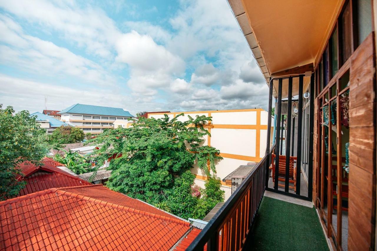At Phra Sing Hotel Chiang Mai Exterior foto